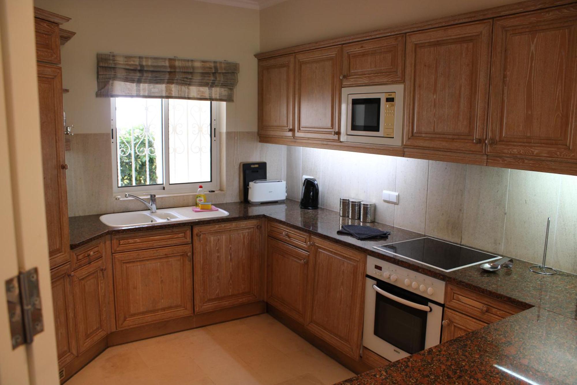 Luxury 2 Bedroom Apartment With Private Garden อัลมันซิล ภายนอก รูปภาพ