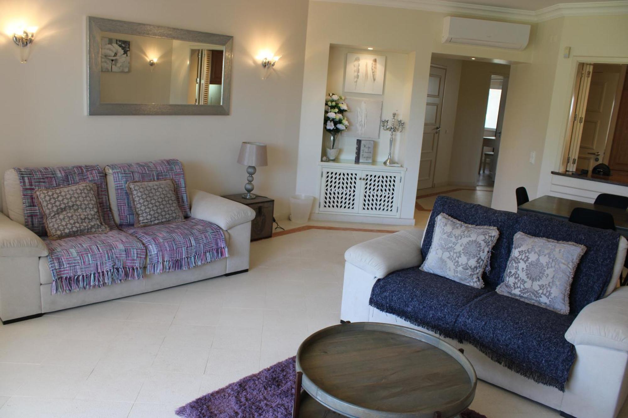 Luxury 2 Bedroom Apartment With Private Garden อัลมันซิล ภายนอก รูปภาพ