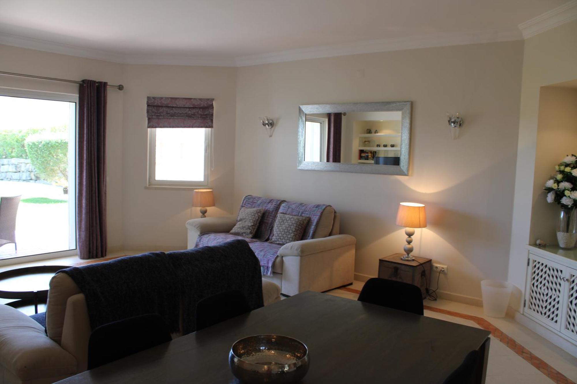 Luxury 2 Bedroom Apartment With Private Garden อัลมันซิล ภายนอก รูปภาพ